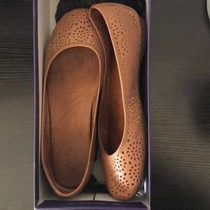 Clarks Bea Leather flat